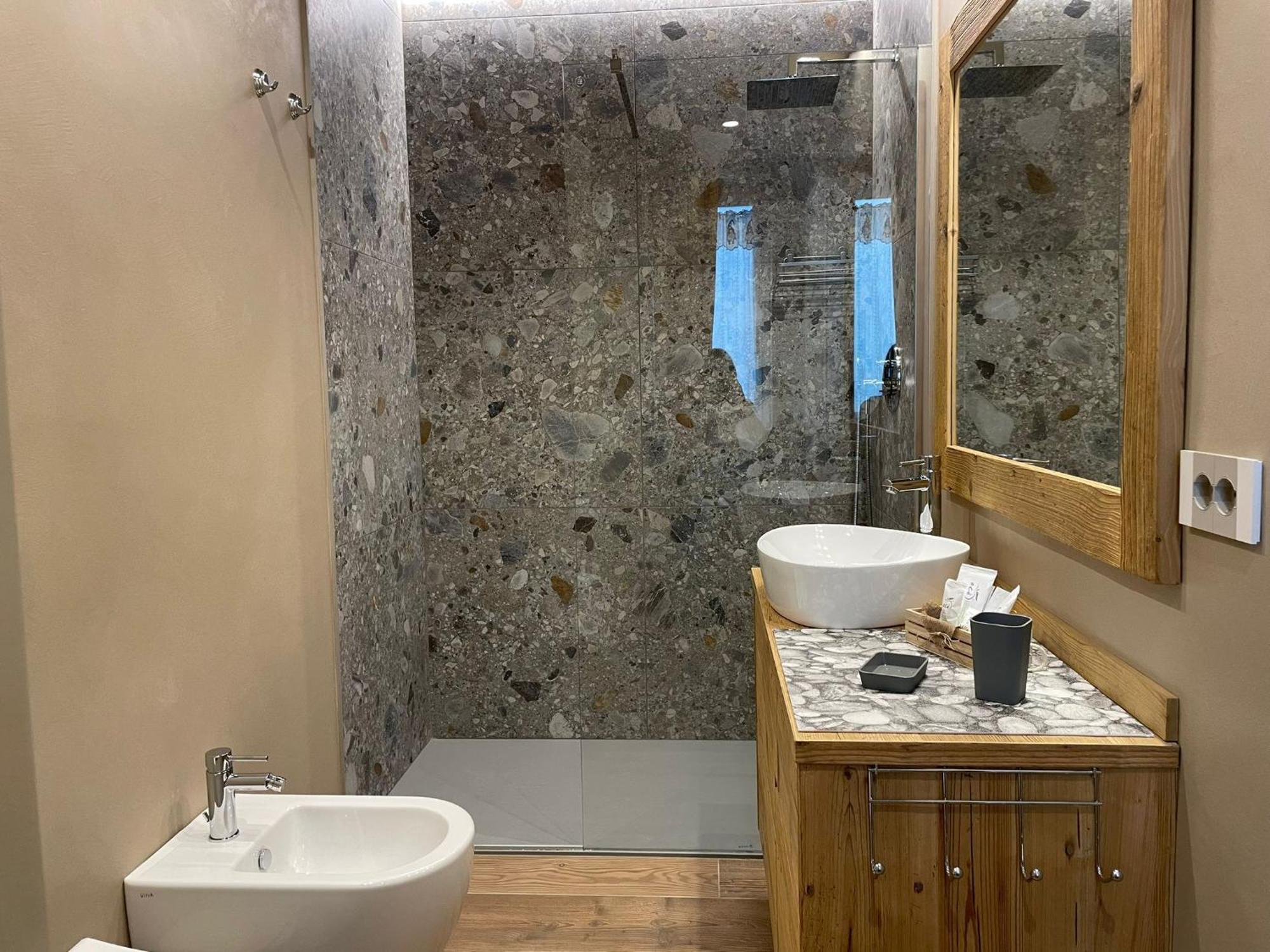 Trilogy Apartment Аоста Екстер'єр фото